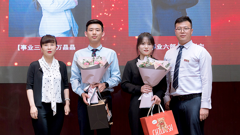 李启磊,汤舒婷,刘彦良,赵苗苗,潘沛霖,任静,胡明煜,许广媛,王巧格,蒋